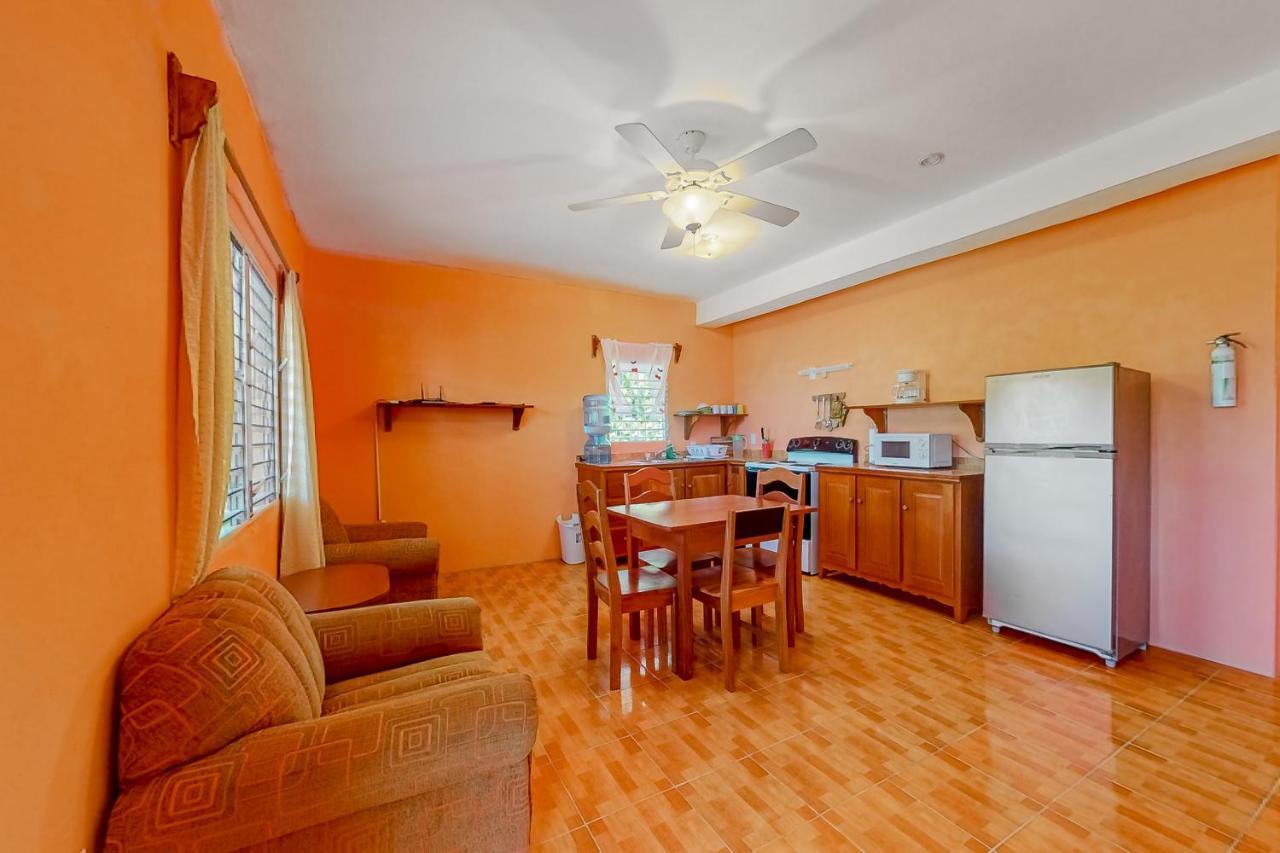 Apartamento De Real Macaw Cayo Caulker Exterior foto