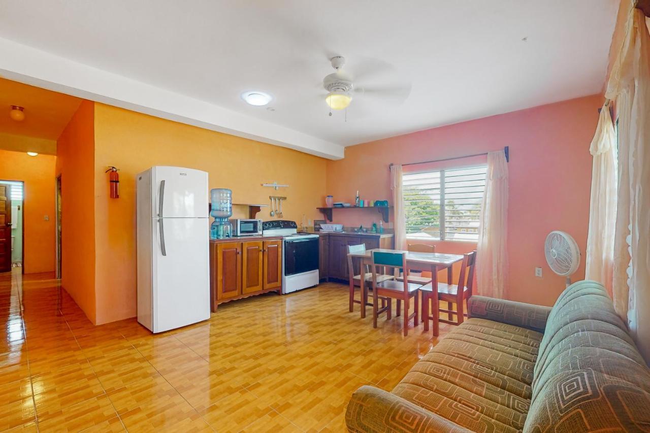 Apartamento De Real Macaw Cayo Caulker Habitación foto